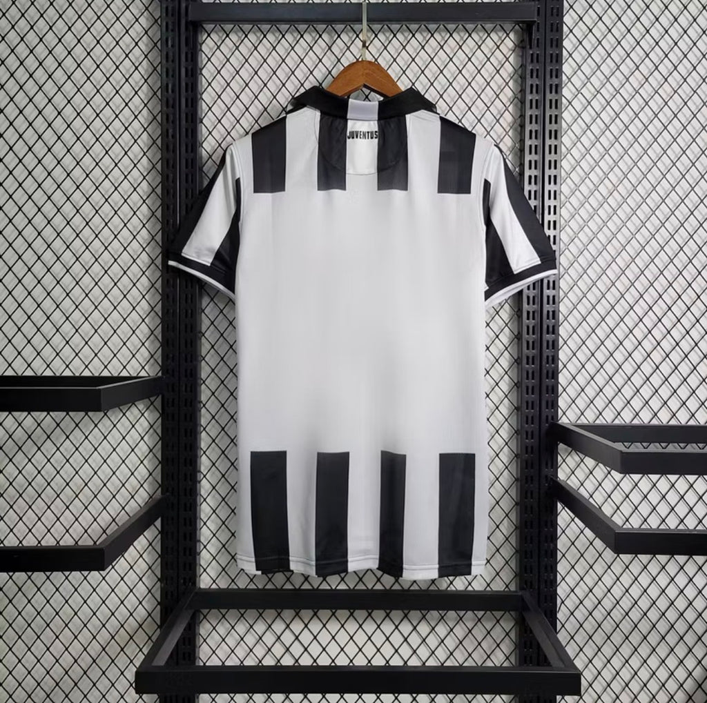 2014/15 Retro Juventus Home Jersey