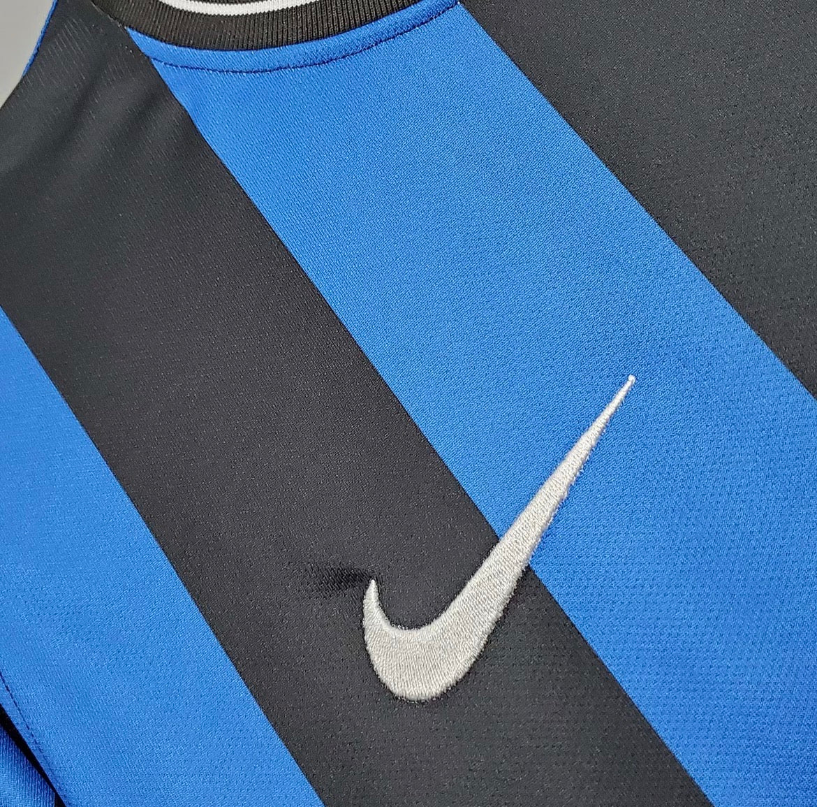 2009/10 Inter Milan Retro UCL Final Home Jersey