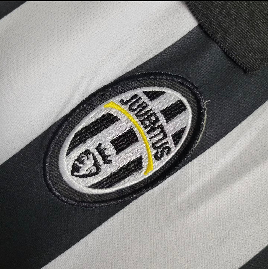 2014/15 Retro Juventus Home Jersey