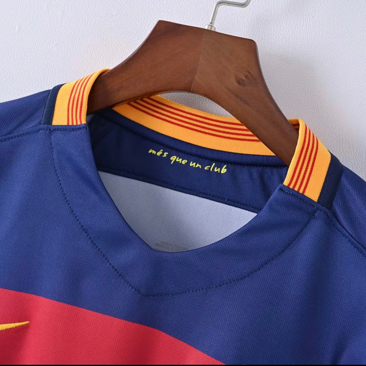 2015/16 Retro Barcelona Home Jersey