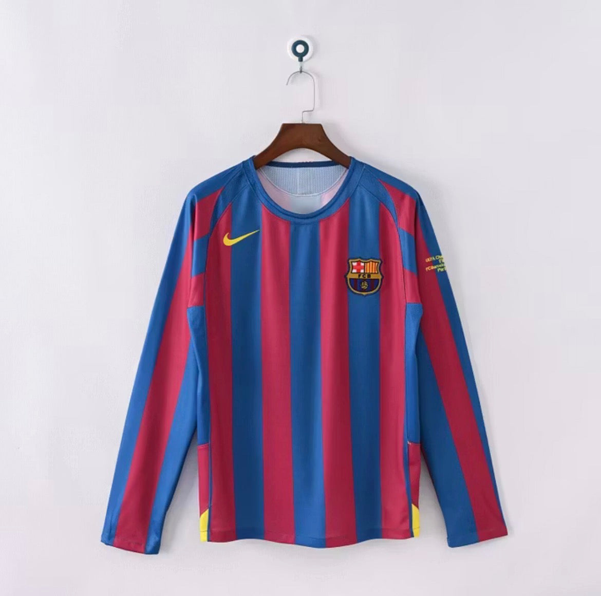 2005/06 Retro Barcelona Home Jersey